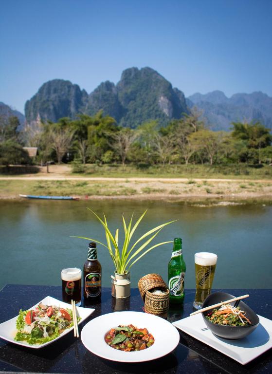 Plongez dans l’héritage scénique de Vang Vieng