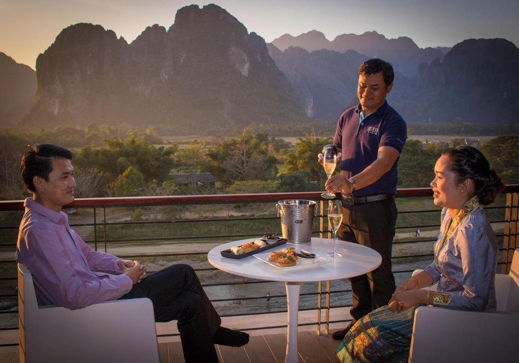 Immerse in Vang Vieng’s scenic heritage