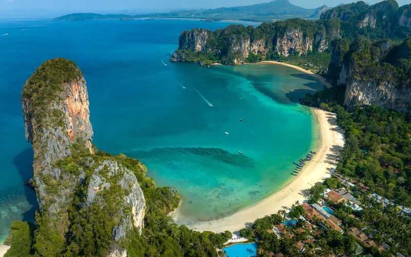 Ao Nang Blue Ocean and Beach