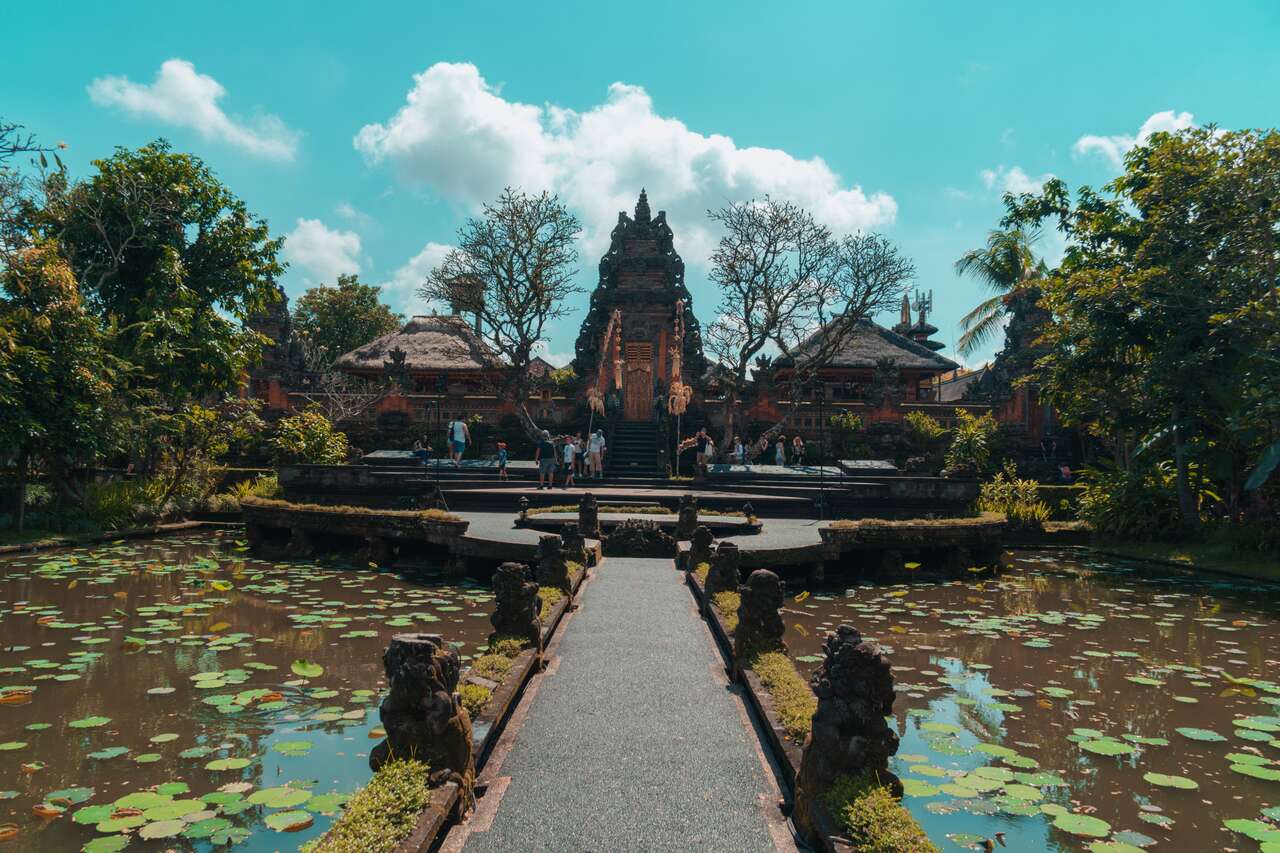 Photograph the spiritual spirit of Indonesia’s culture