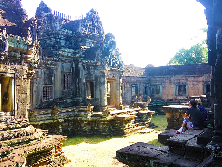 Immerse in Banteay Srei’s exquisite heritage