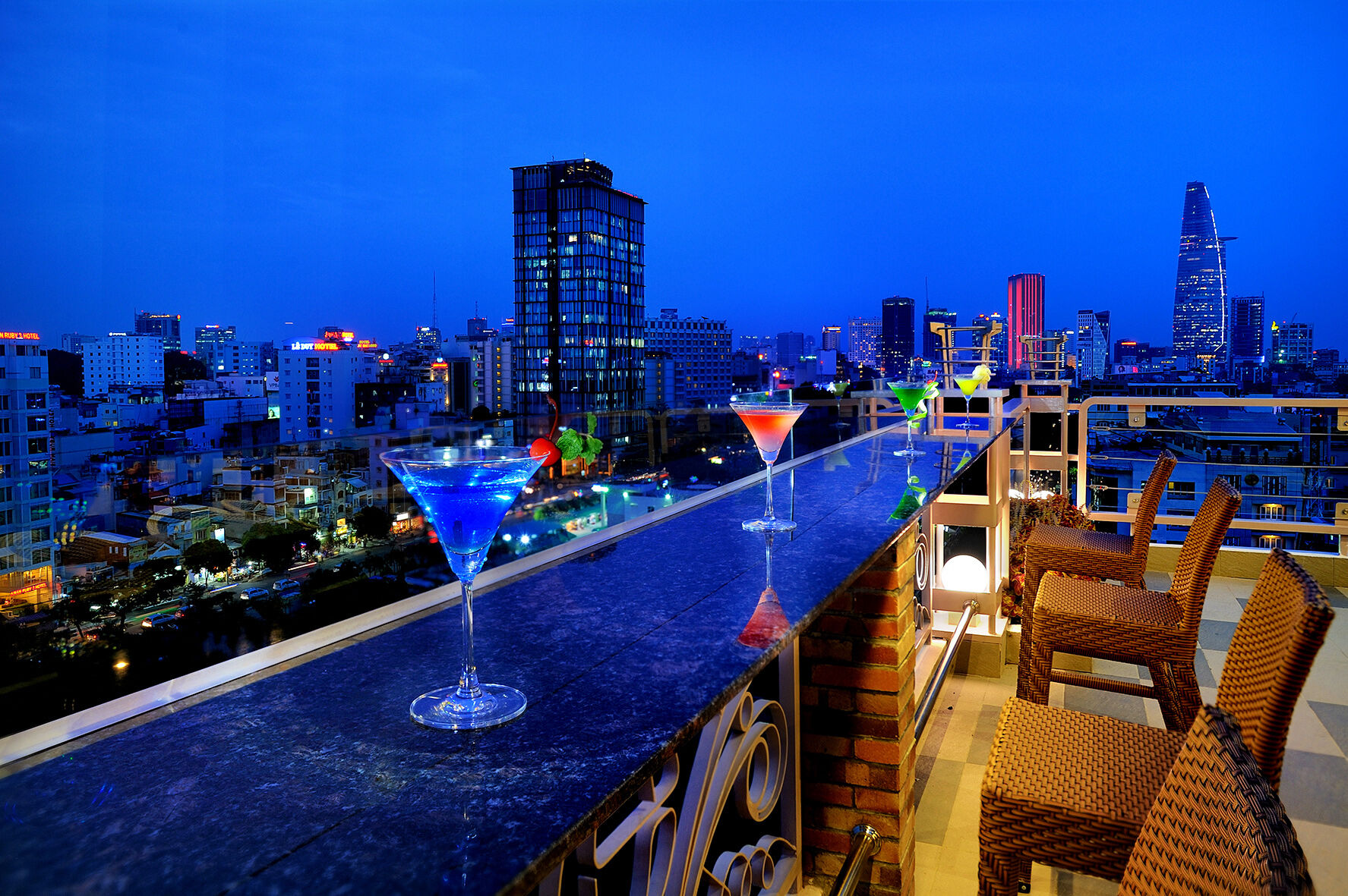 Elios Saigon Hotel Restaurant