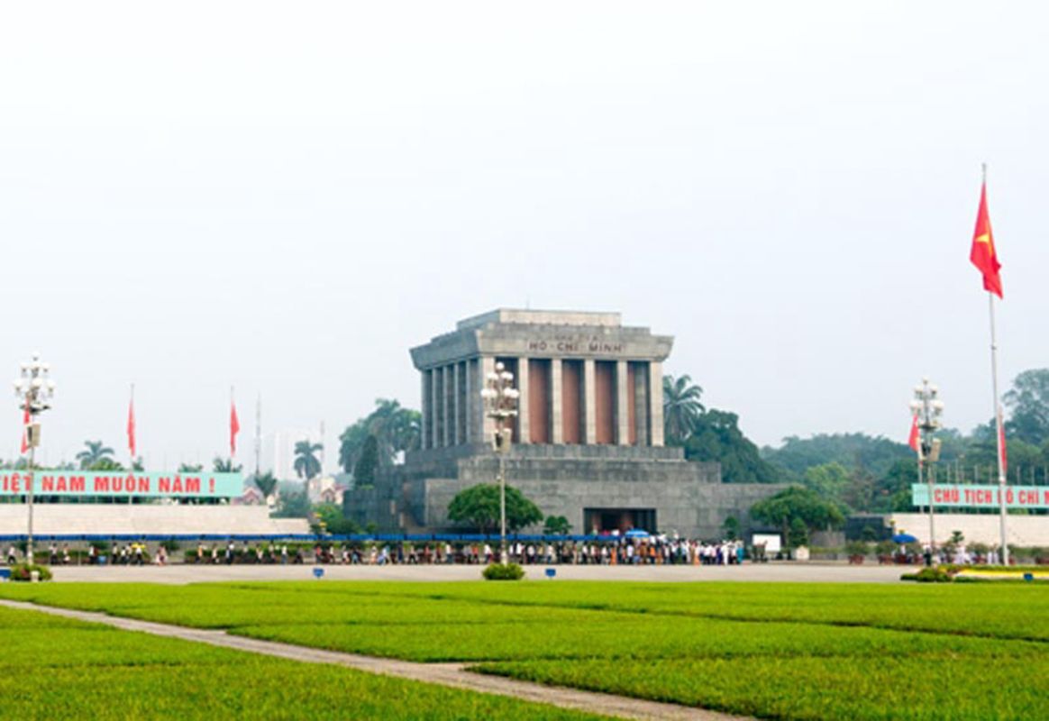 Seize the vibrant spirit of Hanoi Travel