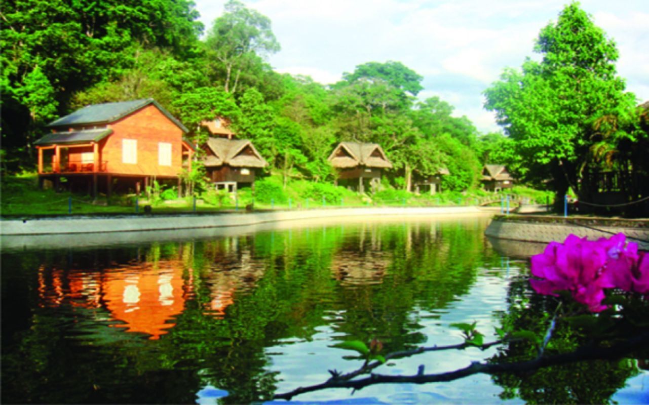 Dive into the serene charm of Ha Tinh Travel