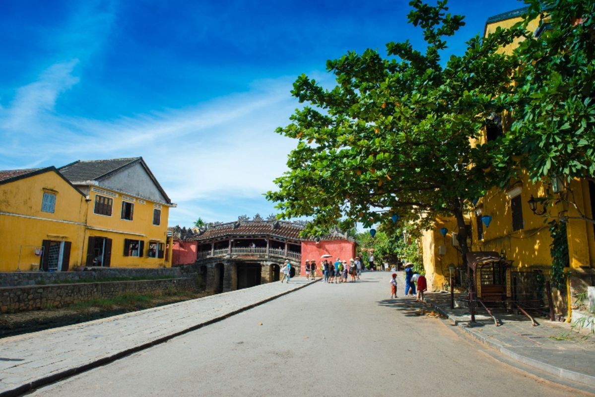 Pagoda Bridge is one of the most important historical sites of Vietnam