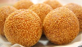 Dive into the vibrant flavors of Hanoi Travel