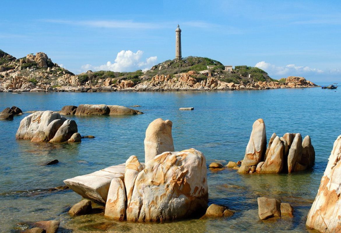 Photograph the unique beauty of Lam Dong’s coastline
