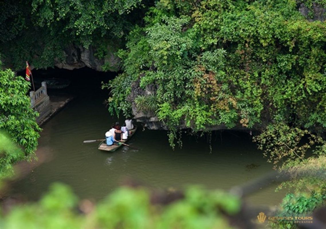Dive into the cultural charm of Ninh Binh Travel