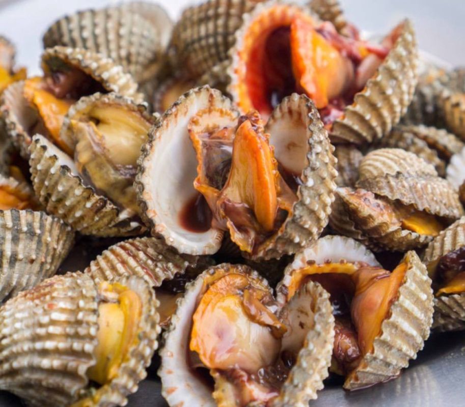 Blood cockles of Roon River - "So Huyet"