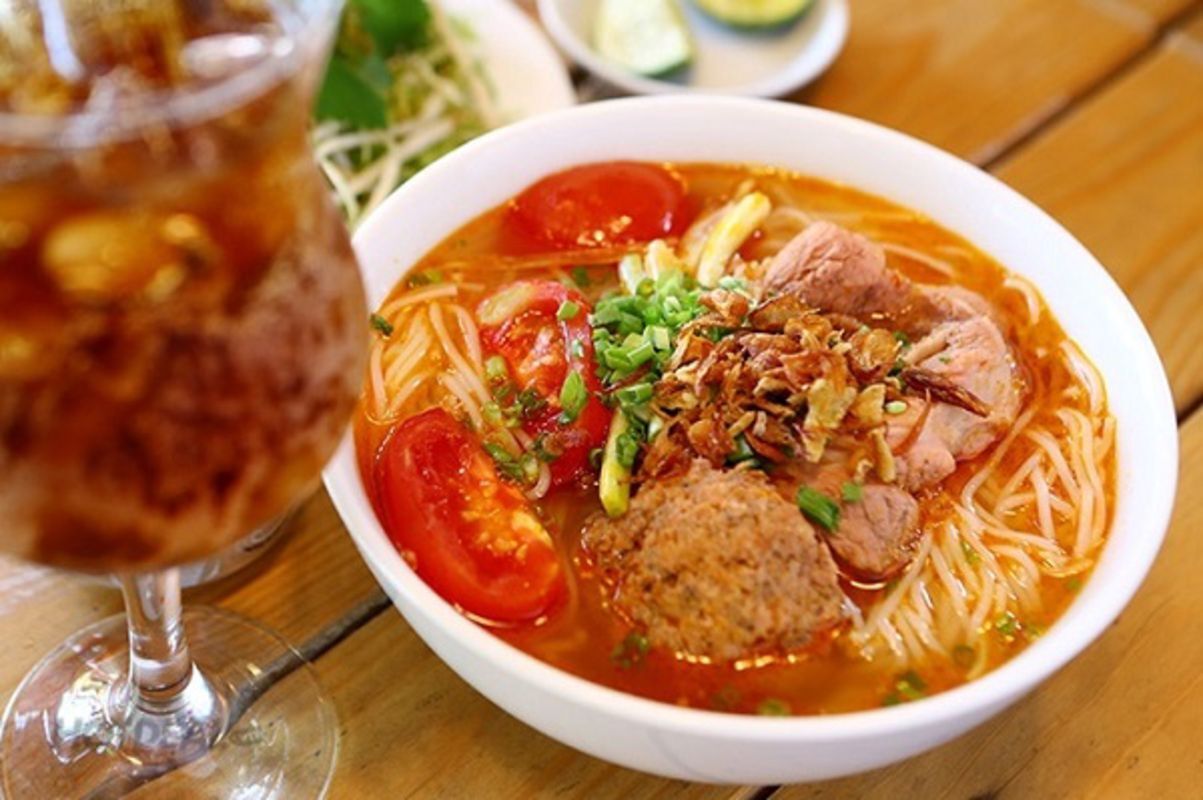 Experience Buon Ma Thuot Tours with sustainable adventures