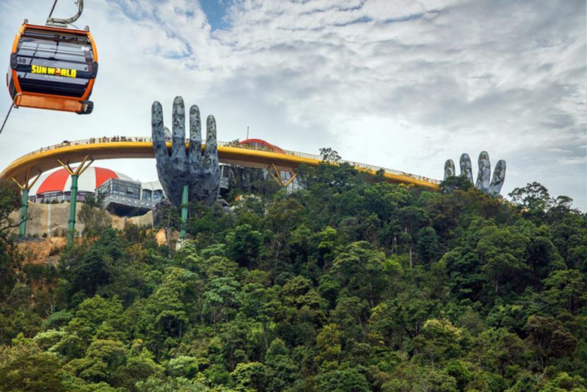 Photograph the romantic allure of Da Nang’s landscapes