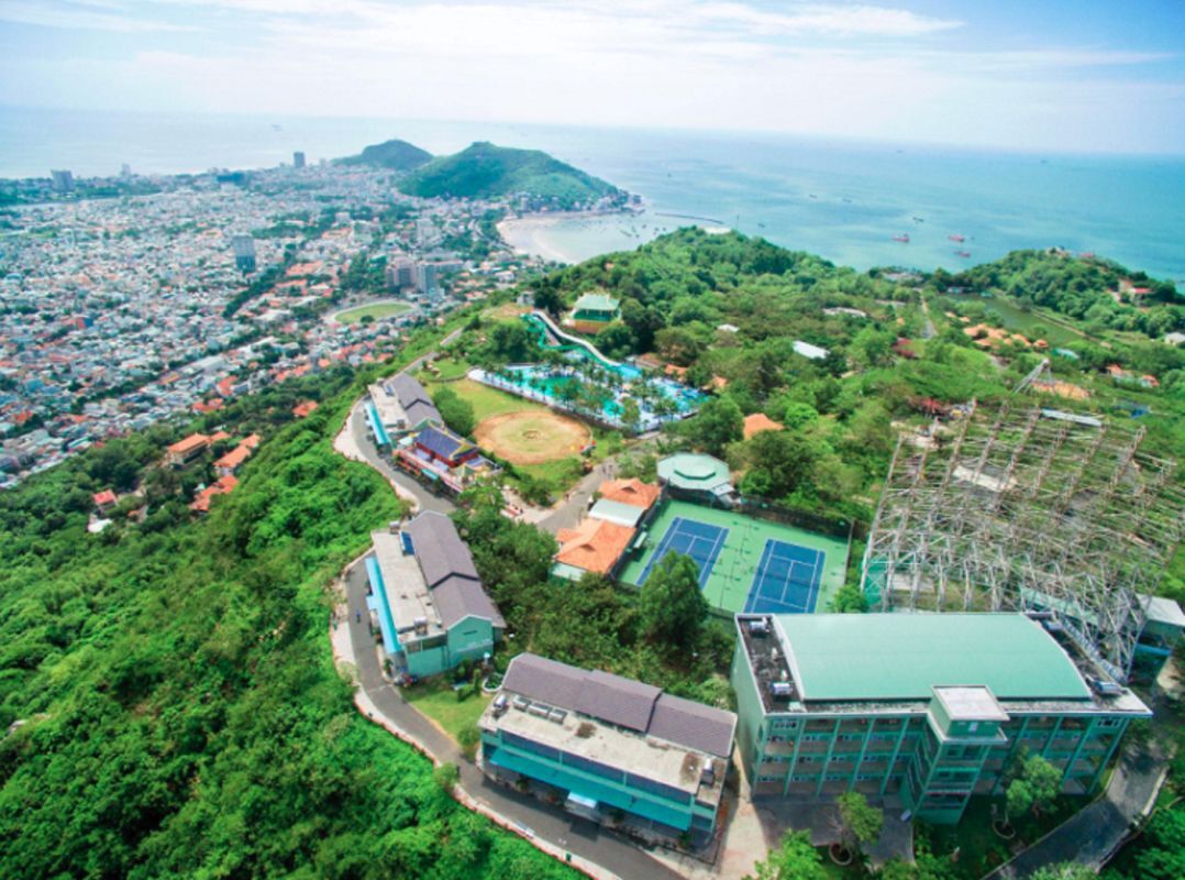 Capture the thrilling ascent to Vung Tau’s adventure gem