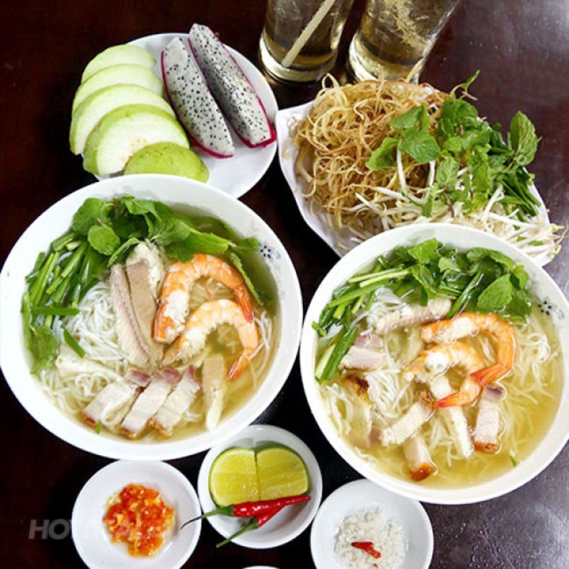 Experience Soc Trang Tours with sustainable dining