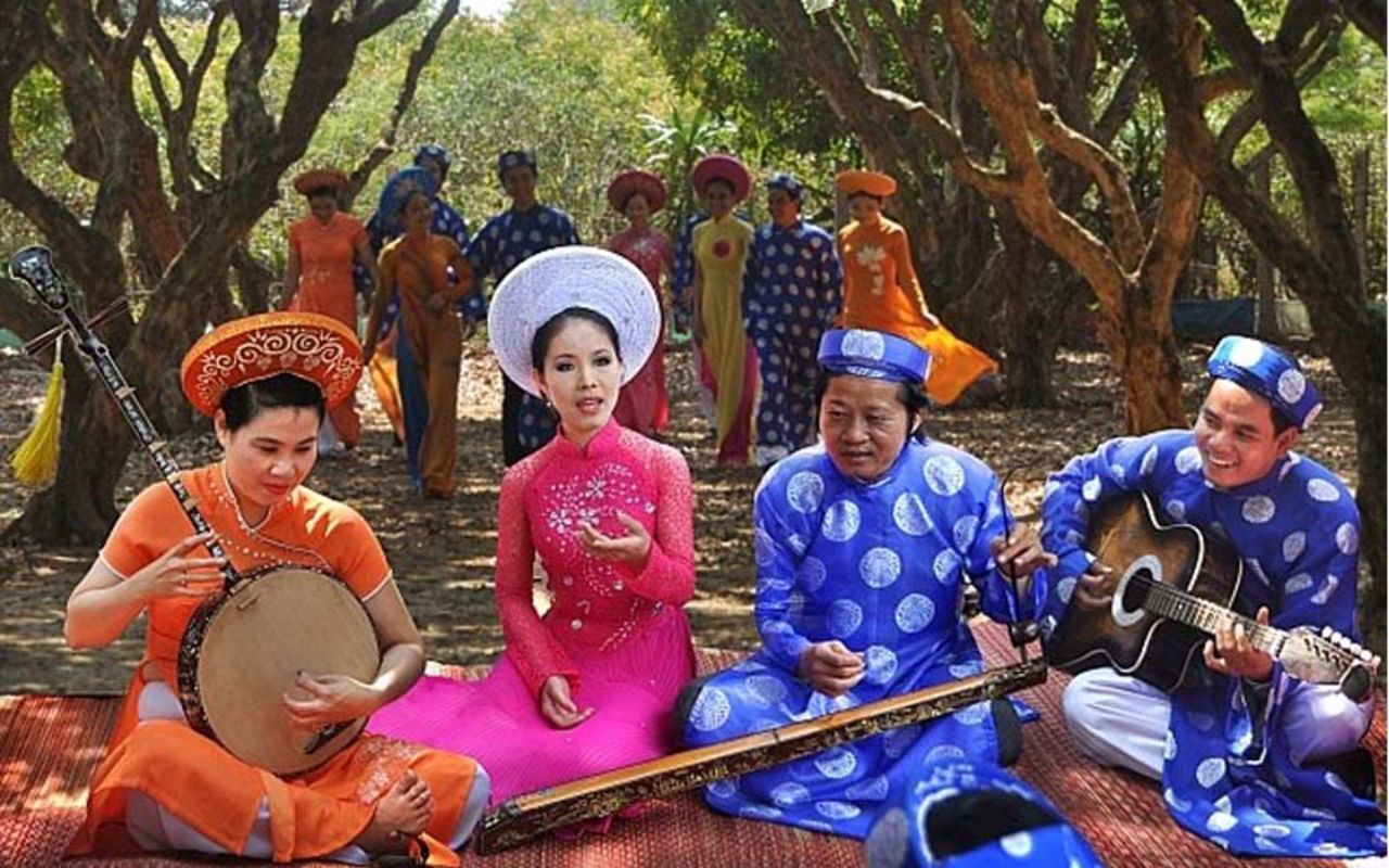 Learn Can Tho’s cultural heritage with expert insights