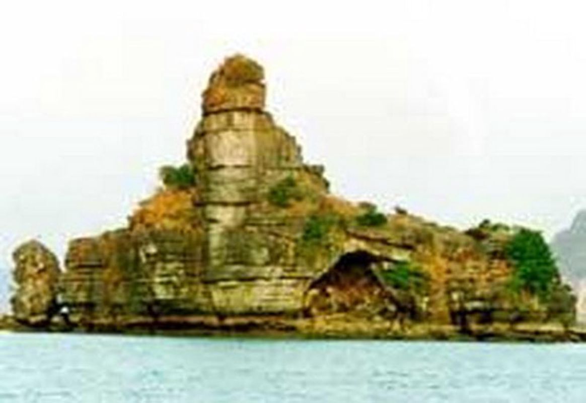 Photograph the pristine allure of Quang Ninh’s waters