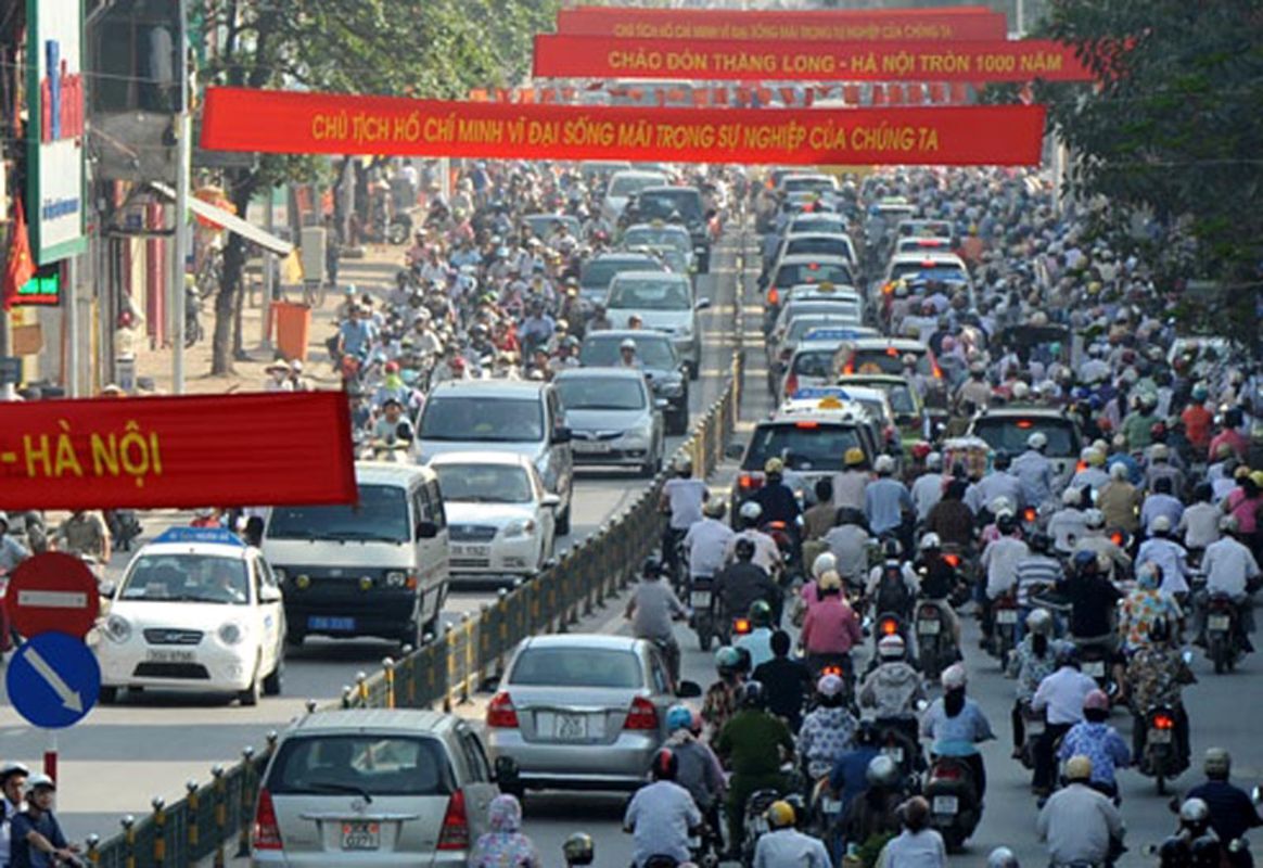 Capture the dynamic energy of Hanoi’s urban gem
