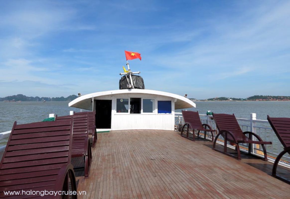 Experience Ngón Tay Islet Tours with sustainable adventures