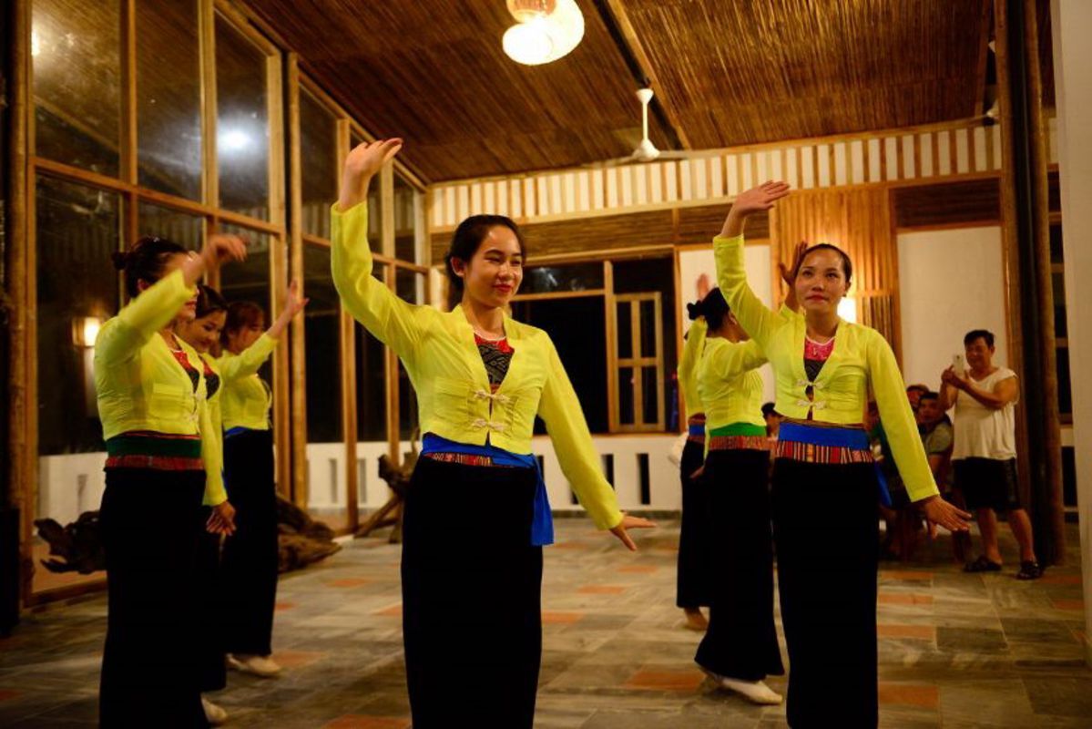 Experience Mai Chau Tours with sustainable adventures