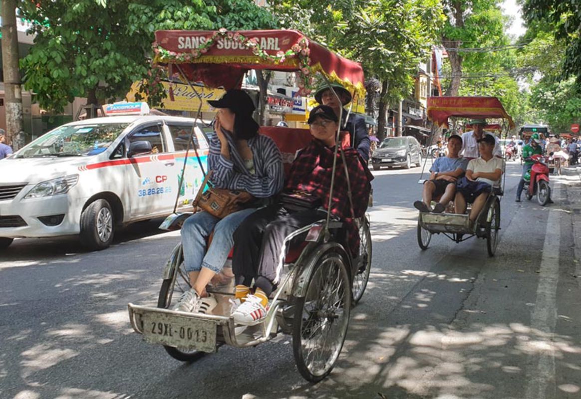 Learn Hanoi's cultural legacy with expert insights