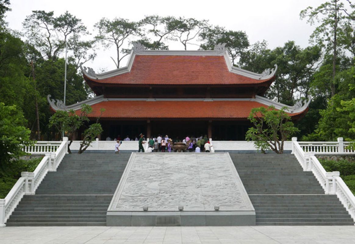 Capture the sacred beauty of K9 Đá Chông’s legacy