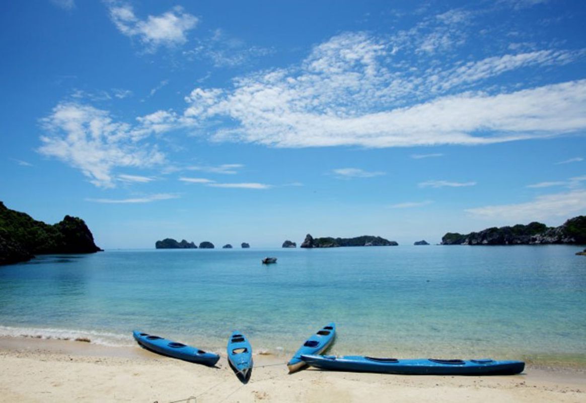 Capture the serene beauty of Cat Ba’s eco-tourism gem