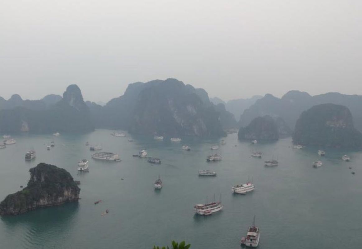 Begin your Halong Bay Tours with a scenic adventure