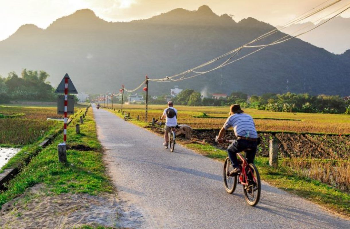 Start your Mai Chau Travel with tranquil vistas