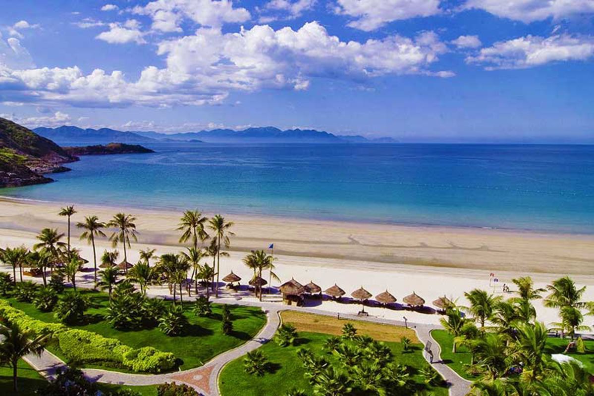 Capture the vibrant energy of Vung Tau’s coastal gem
