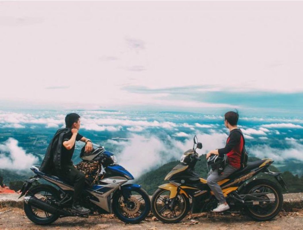 Experience Hoa Binh Tours with sustainable adventures