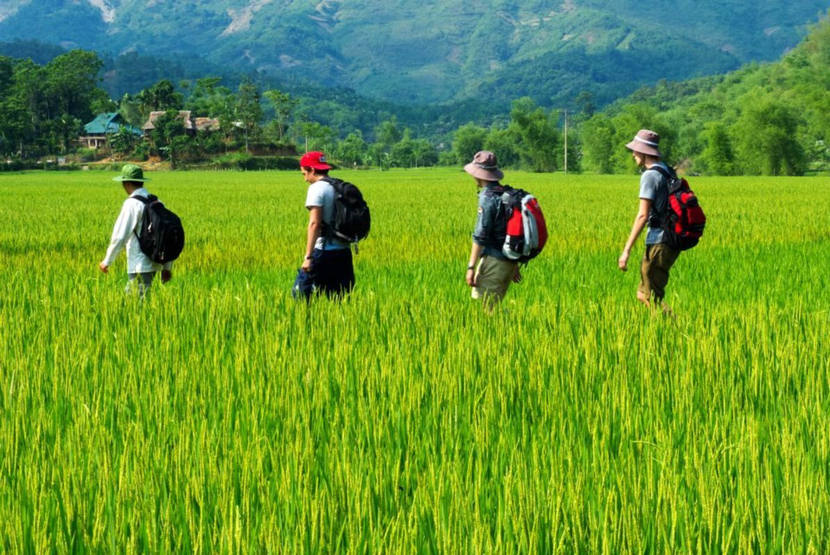 Experience Mai Chau Tours with sustainable adventures
