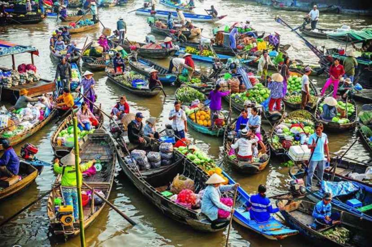 Start your Hau Giang Travel with serene vistas
