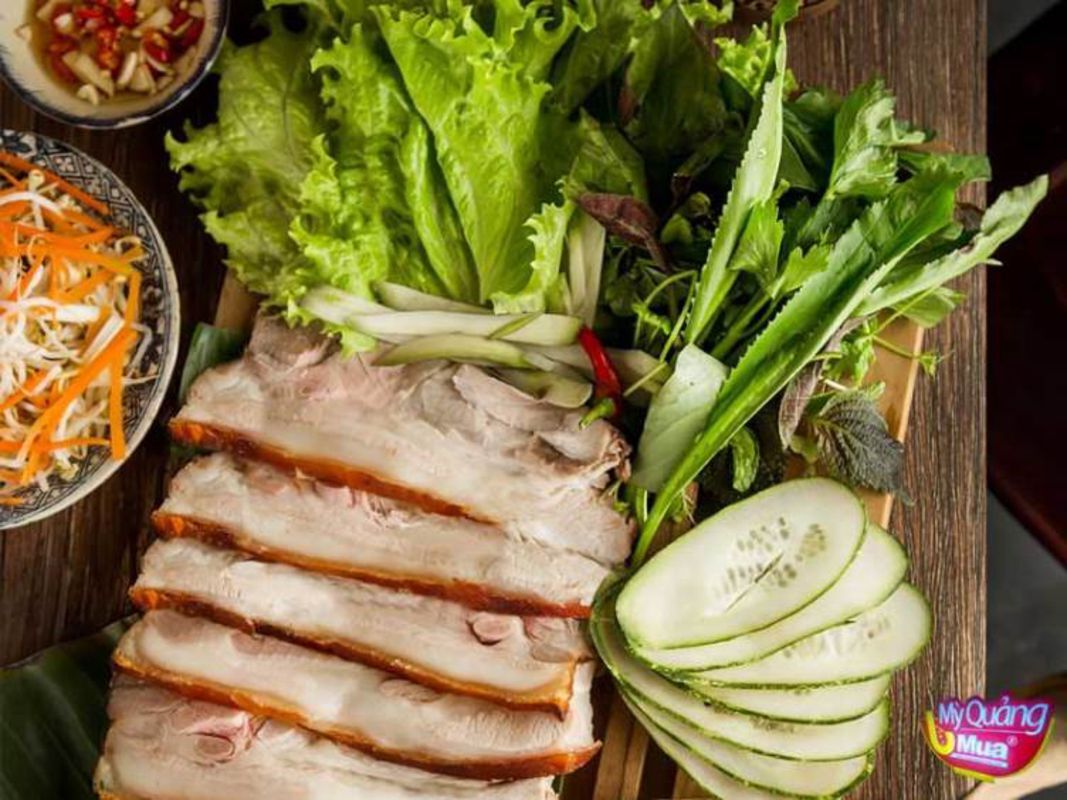 Capture the savory essence of Hoi An’s culinary gem