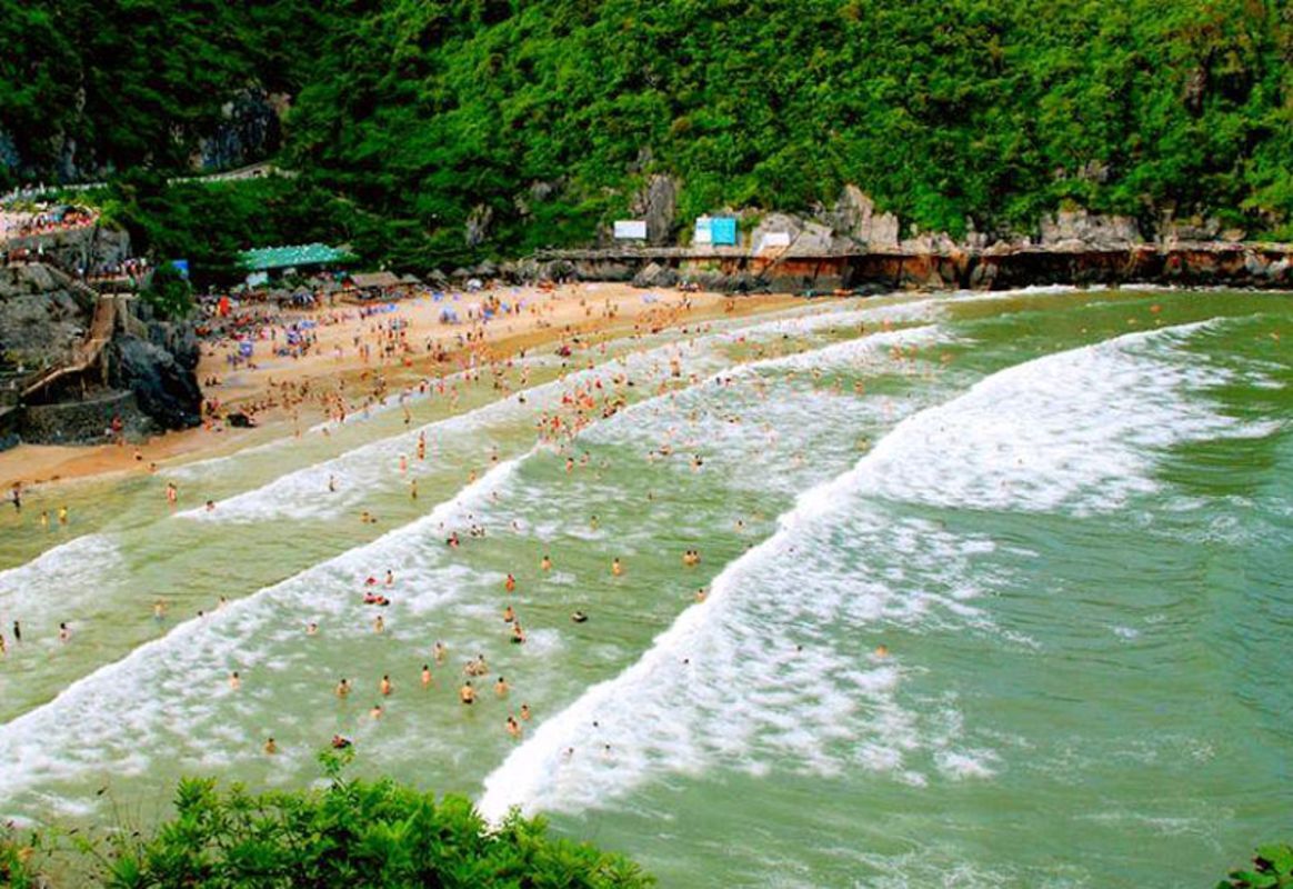 Dive into the adventurous charm of Cat Ba Travel