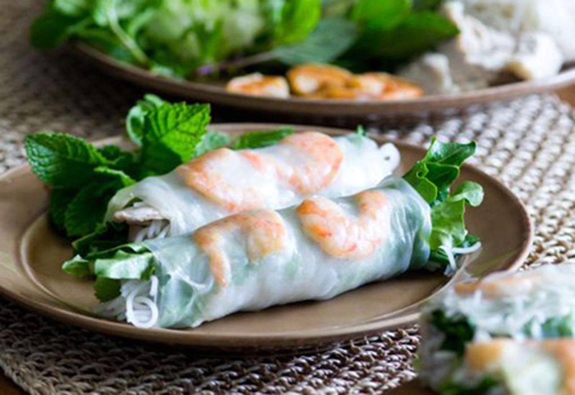 Photograph the creamy allure of Hoan Kiem’s Old Quarter food scene