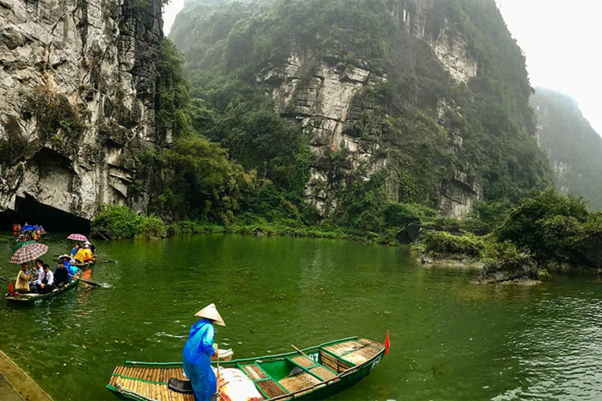 Capture the mystical beauty of Ninh Binh’s UNESCO gem