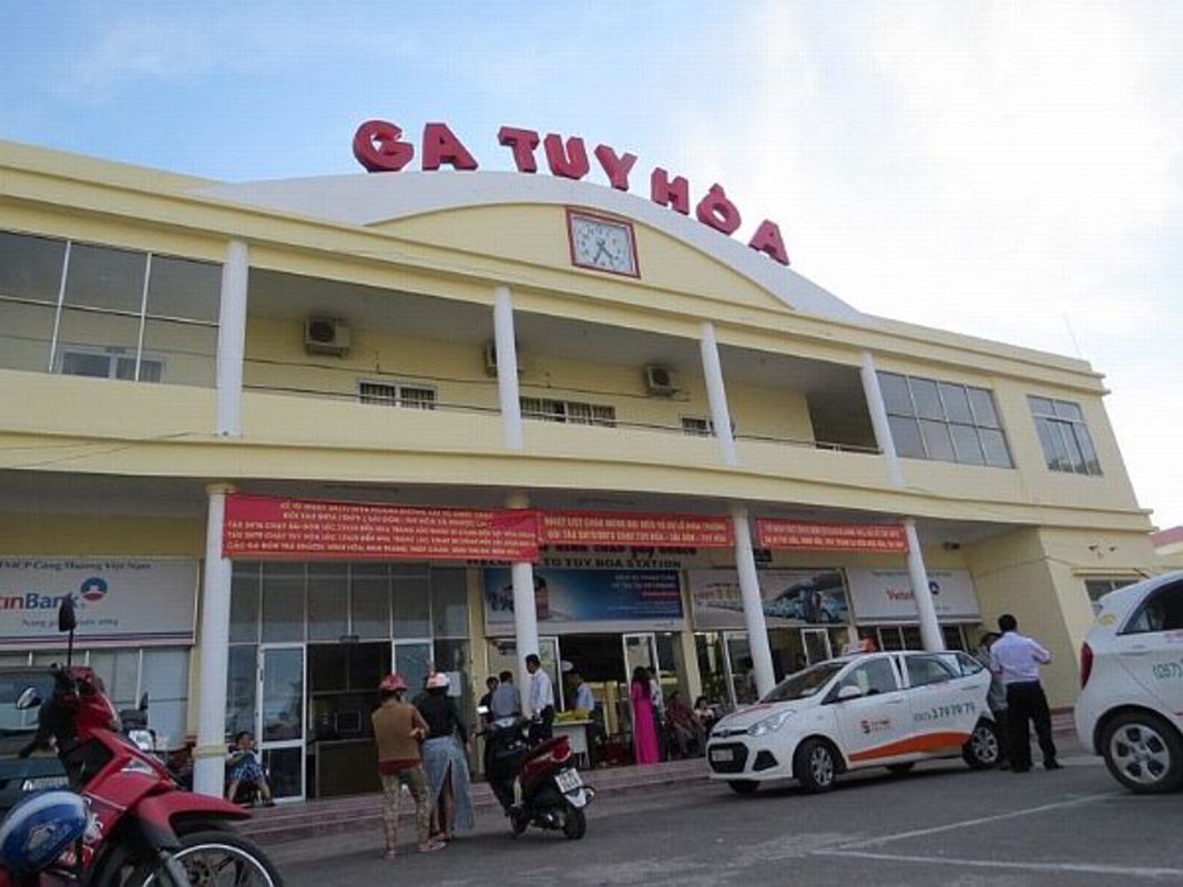 Experience Phu Yen Tours with sustainable adventures