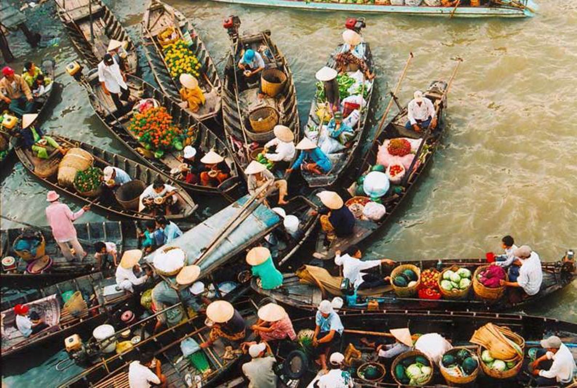 Cai Be Floating Market - Capture the vibrant essence of Tien Giang’s riverine gem