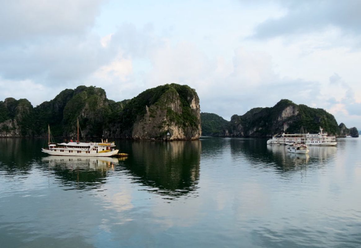 Photograph the cinematic allure of Bai Tu Long Bay’s heritage