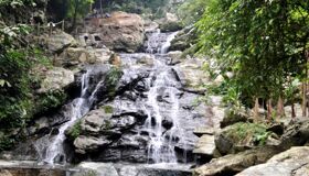 Dive into the tranquil charm of Hanoi Travel