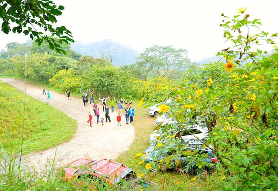 Start your Hanoi Travel with serene vistas