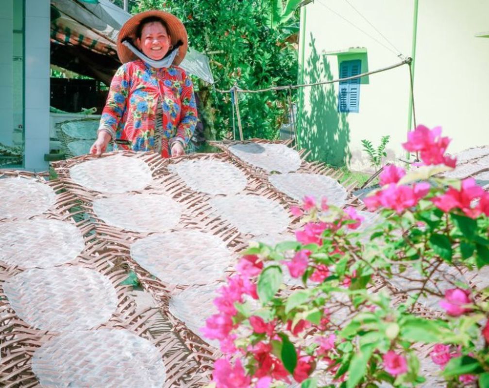 Capture the savory essence of Vinh Long’s culinary gem