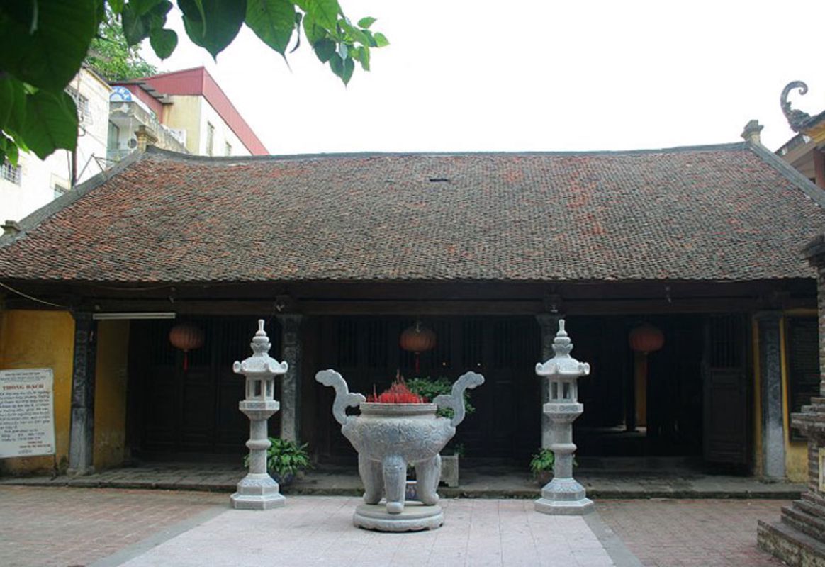 Photograph the cultural allure of Hanoi’s heritage