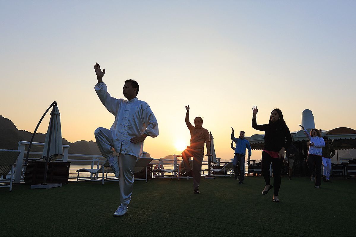 Begin your Halong Bay Tours with a scenic adventure