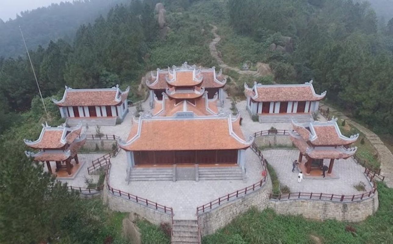 Learn Ha Tinh’s cultural legacy with expert insights