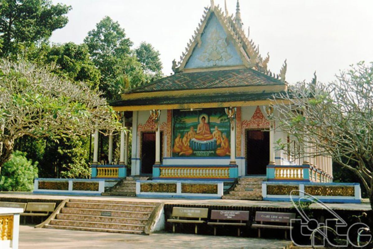 Capture the serene beauty of Soc Trang’s Khmer gem
