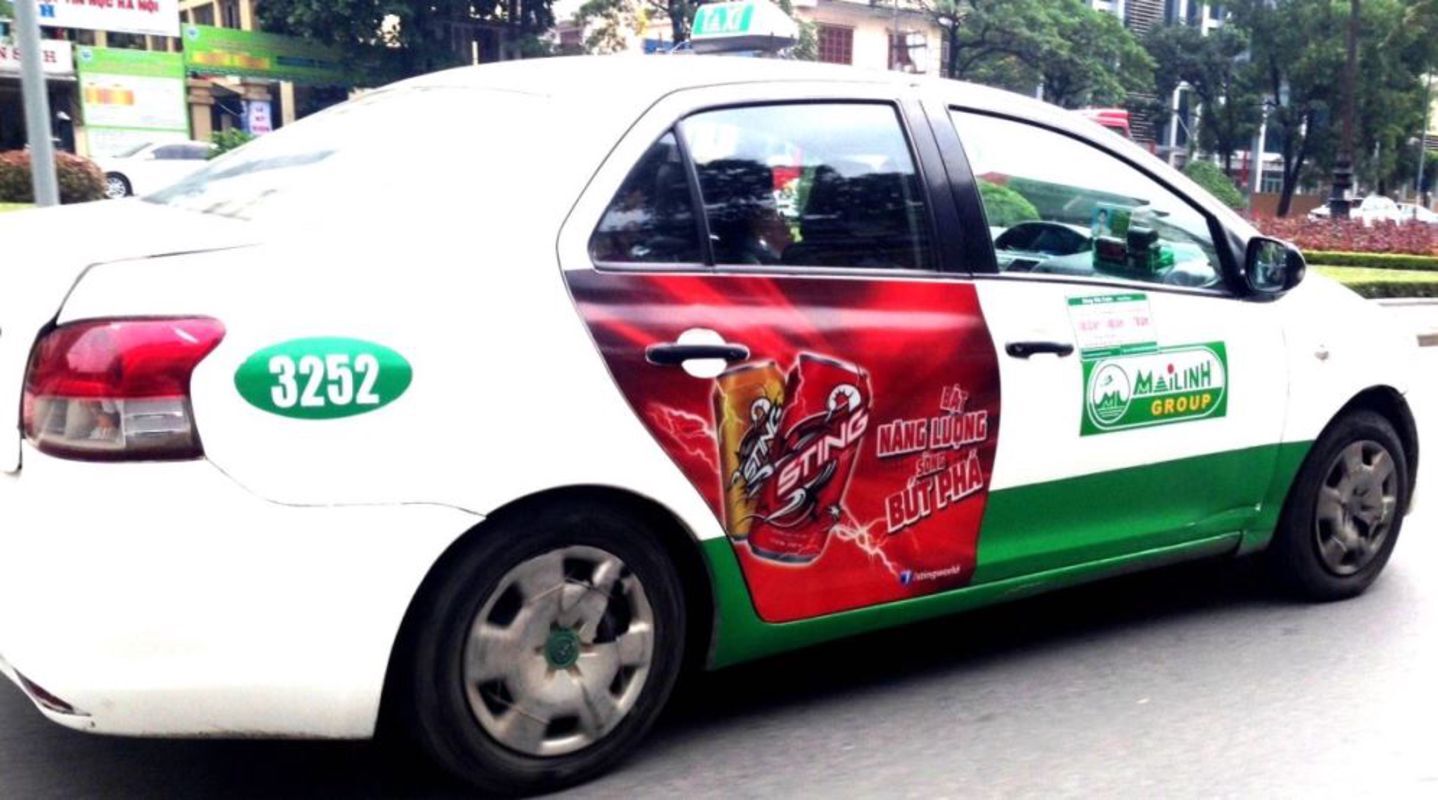 Taxi from the Airport to Vinh Long Downtown