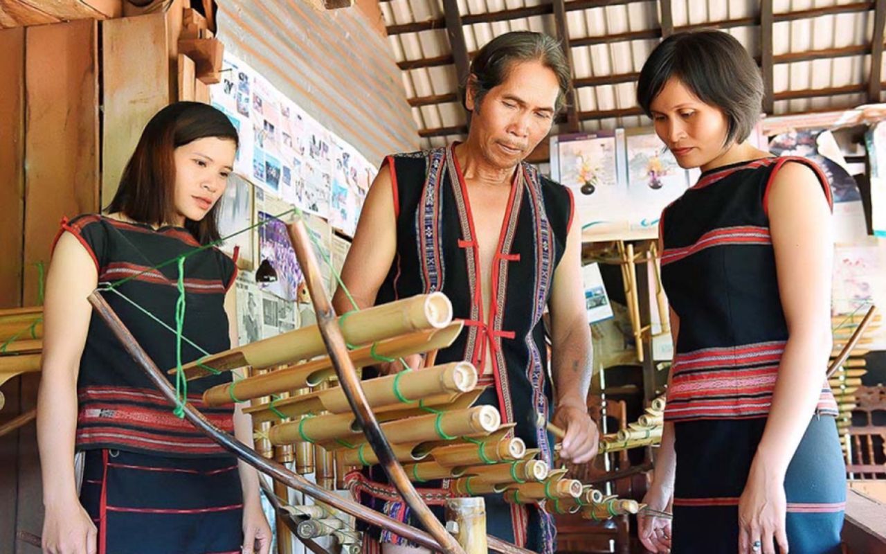 Learn Dak Lak’s heritage with expert insights