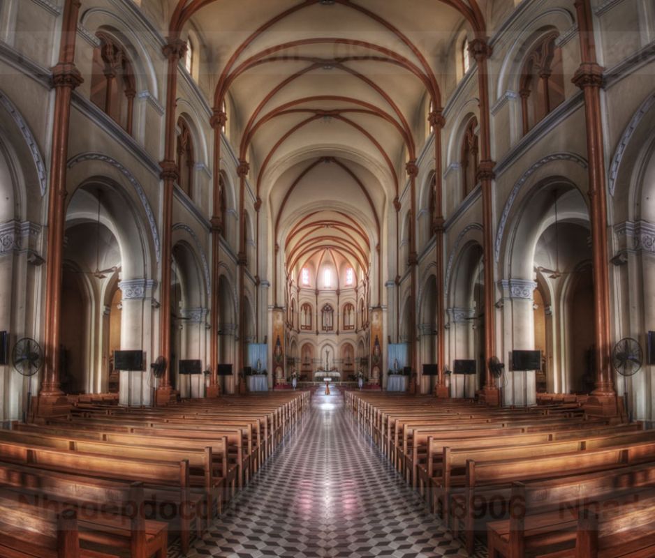 Learn Saigon’s cultural legacy with expert insights