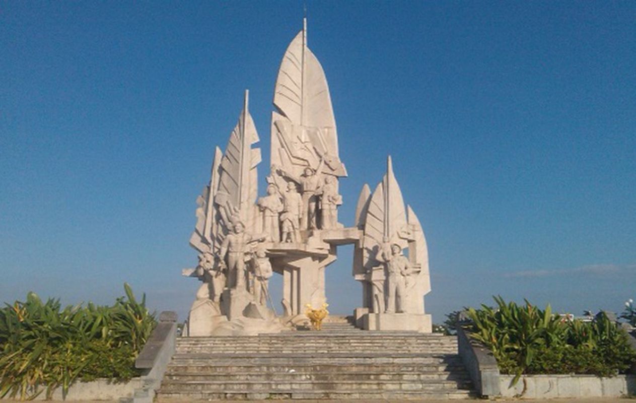 Begin your Hau Giang Tours with a scenic adventure