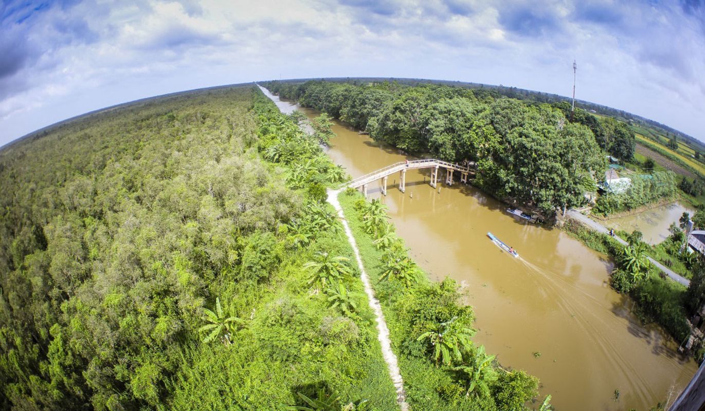 Capture the vibrant essence of Hau Giang’s riverine gem